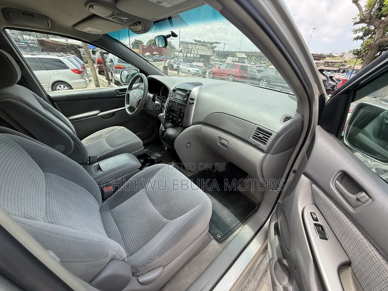 Toyota Sienna XLE AWD 2006 Silver