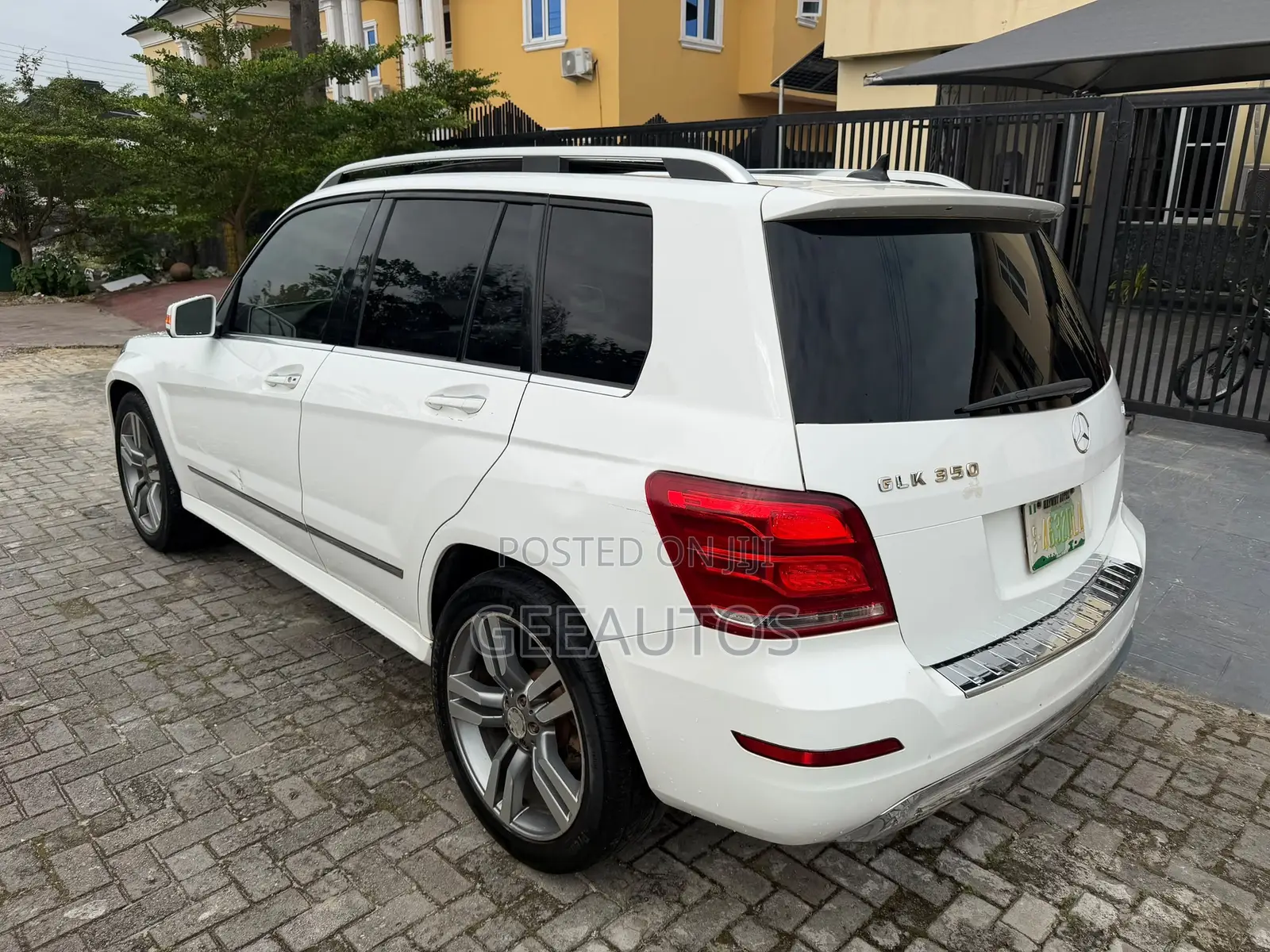 Mercedes-Benz GLK-Class 350 4MATIC 2014 White