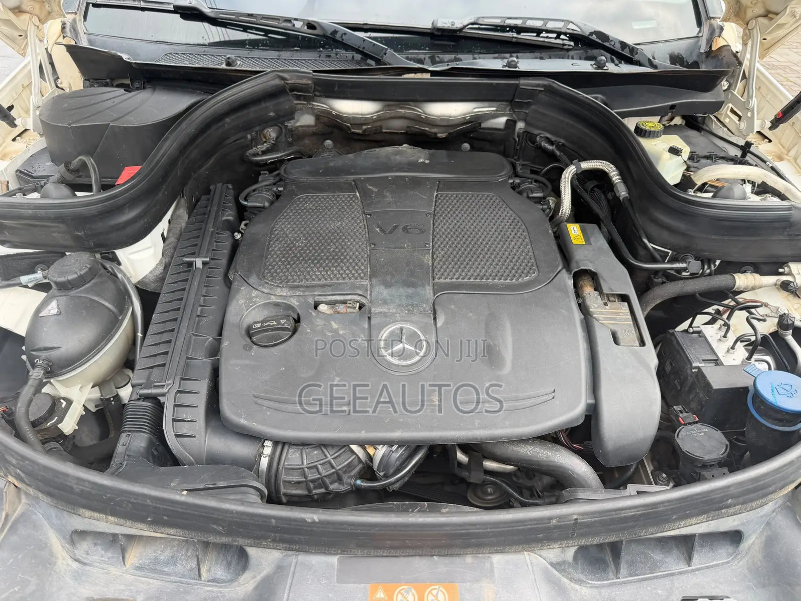 Mercedes-Benz GLK-Class 350 4MATIC 2014 White