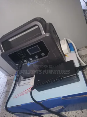 Skytecc 300 Watts Solar Generator Power Station