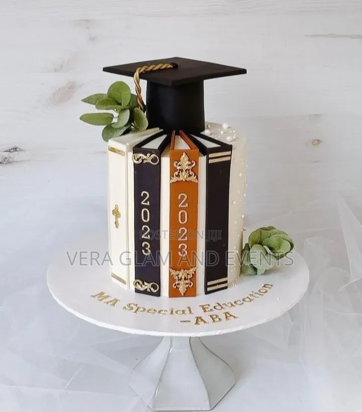 Cakes for Graduation