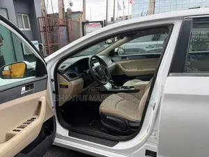Hyundai Sonata 2017 White