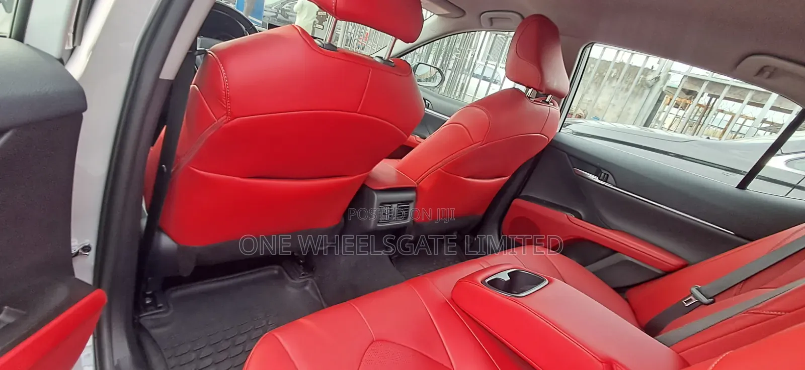 Toyota Camry 2024 White