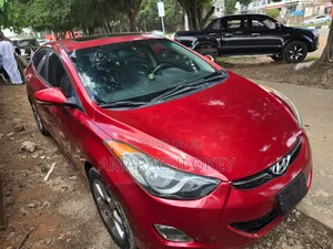 Hyundai Elantra 2013 Red