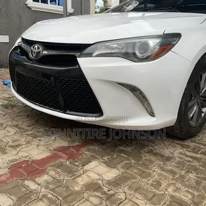 Toyota Camry 2016 White