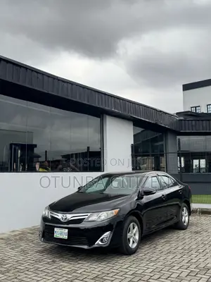 Toyota Camry L 4dr Sedan w/Prod. End 11/13 (2.5L 4cyl 6A) 2014 Black