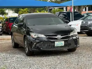 Toyota Camry SE 4dr Sedan (2.5L 4cyl 6A) 2016 Black