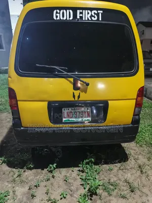 Suzuki Every 2008 Yellow