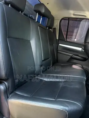 Toyota Hilux 2021 Blue