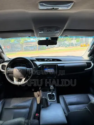Toyota Hilux 2021 Blue