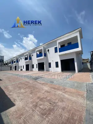 4bdrm Duplex in General Paint, Sangotedo for sale