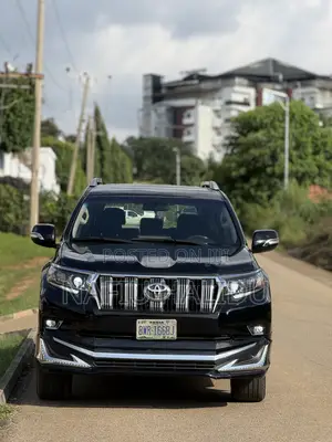 Toyota Land Cruiser Prado 2010 Black