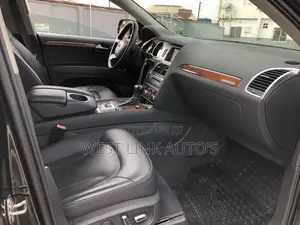 Audi Q7 2016 Black