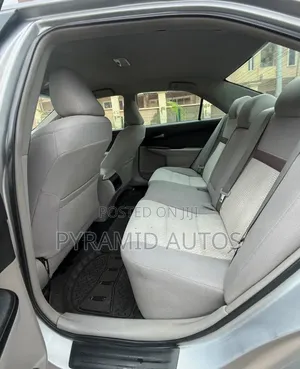 Toyota Camry 2014 Silver