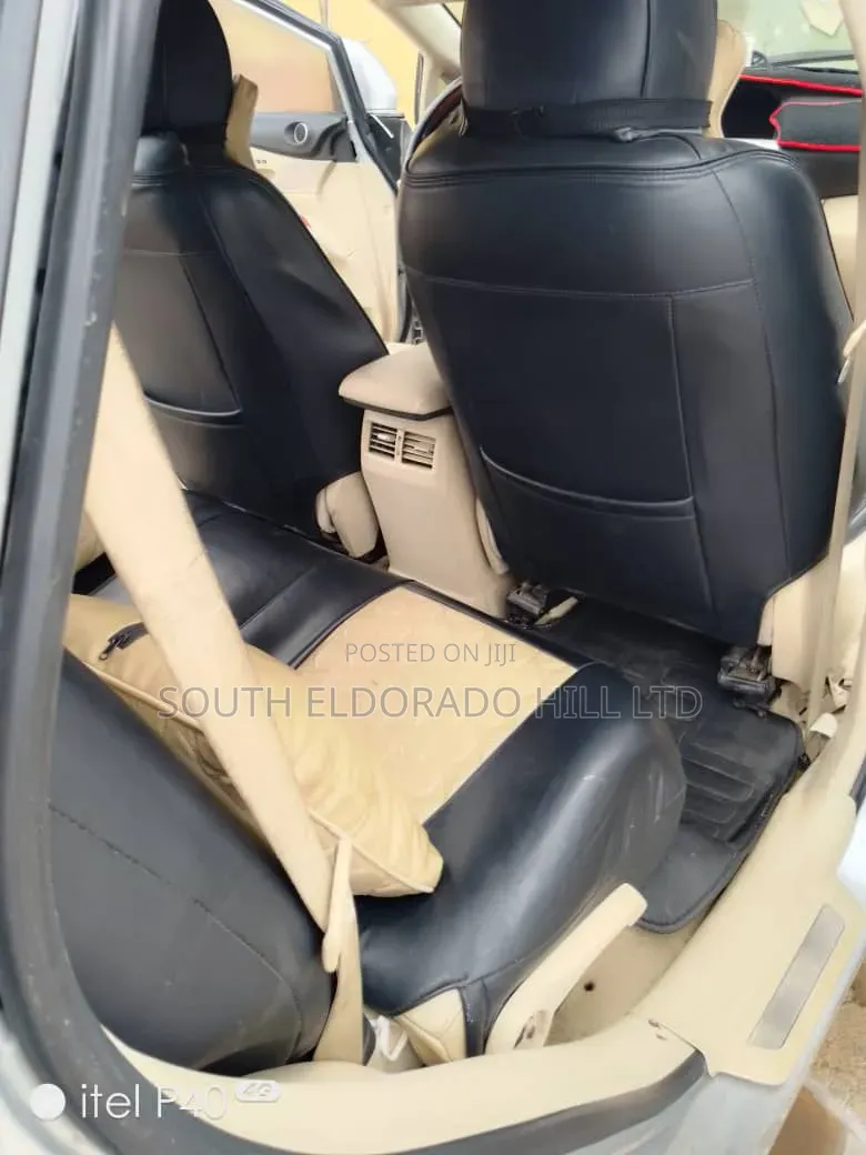 Lexus RX 2012 Silver