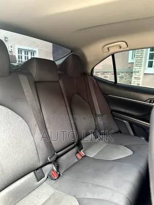 Toyota Camry LE FWD (2.5L 4cyl 8AM) 2018 Black