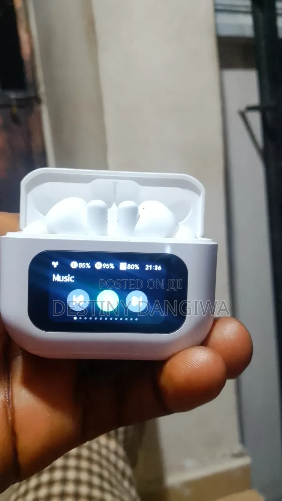 Touch Screen Earbud