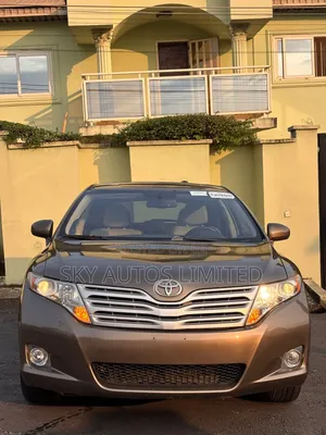 Toyota Venza AWD 2011 Gray