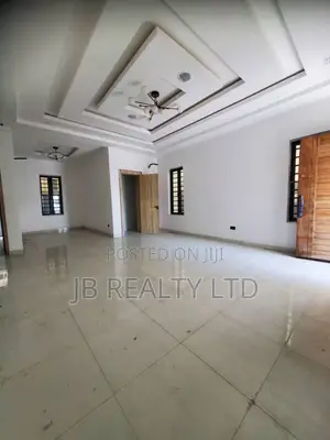 4bdrm Duplex in Lekki for sale