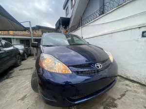 Toyota Sienna LE AWD 2006 Blue
