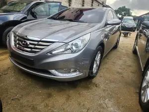 Hyundai Sonata 2010 Silver