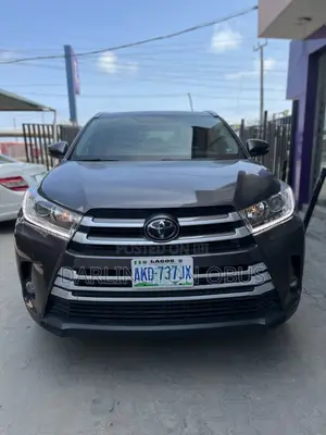 Toyota Highlander XLE V6 4x2 (3.5L 6cyl 6A) 2016 Black