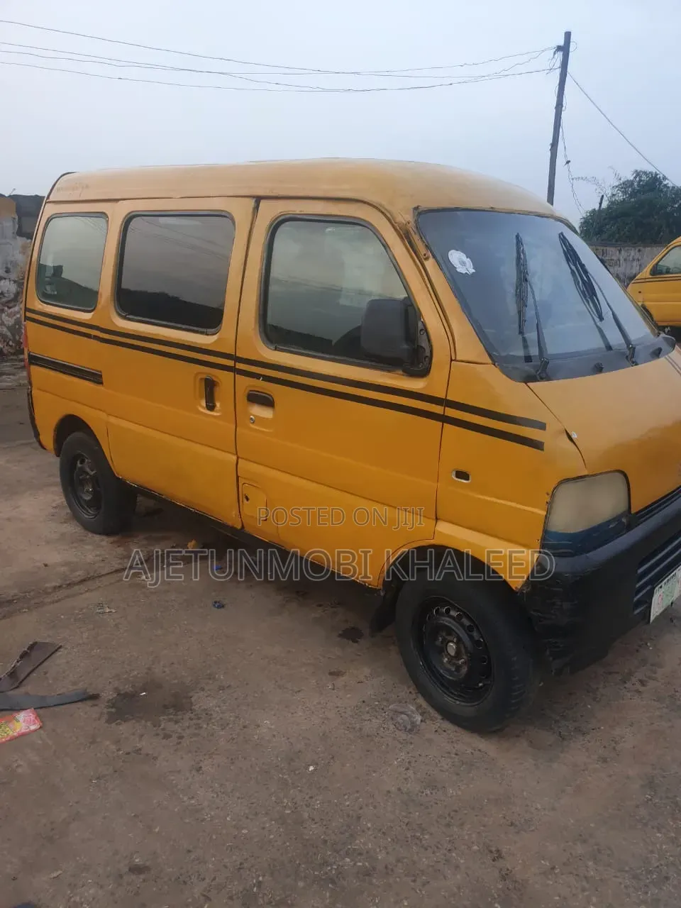 Suzuki APV Minibus 2010 Yellow
