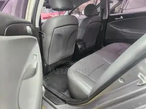 Hyundai Sonata 2010 Silver