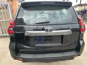 Toyota Land Cruiser Prado 2.8 2021 Black