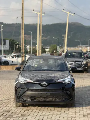 Toyota C-HR XLE FWD 2020 Black