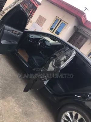 Lexus ES 2013 Black