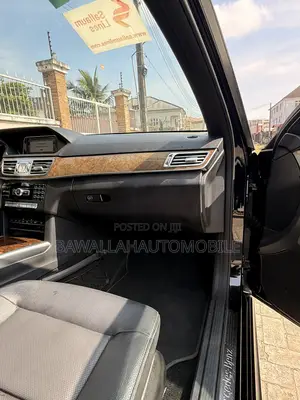 Mercedes-Benz E350 Base 4Matic Sedan AWD (3.5L 6cyl 7A) 2015 Black