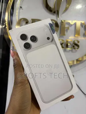 New Apple iPhone 17 Pro Max 256 GB Silver