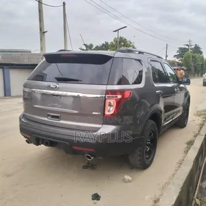 Ford Explorer 2013 Gray