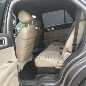 Ford Explorer 2013 Gray