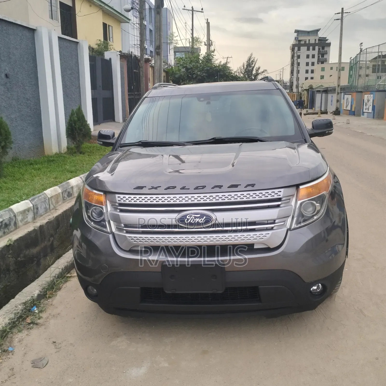 Ford Explorer 2013 Gray
