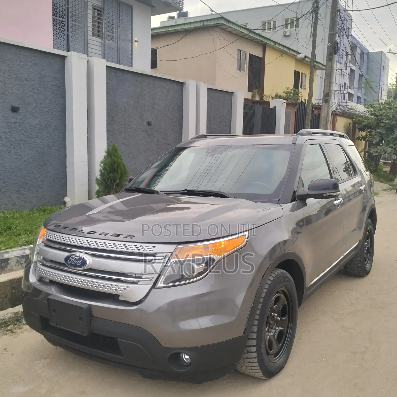 Ford Explorer 2013 Gray