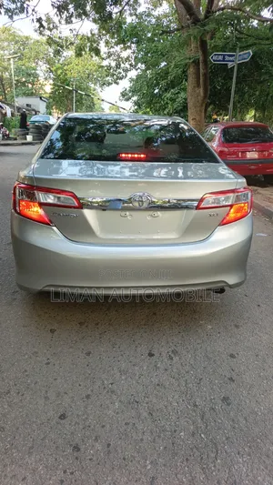 Toyota Camry 2014 Gold