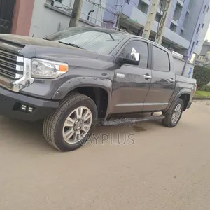 Toyota Tundra 2016 Gray
