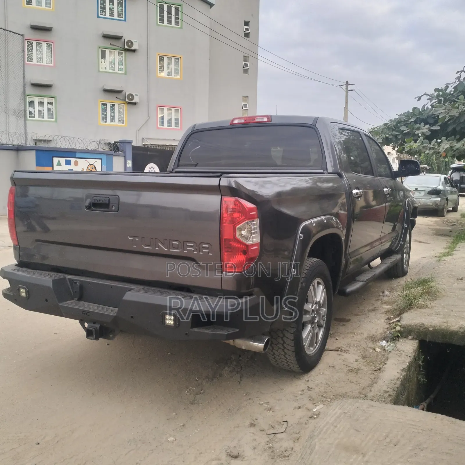 Toyota Tundra 2016 Gray