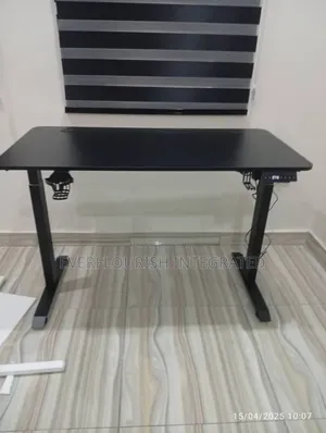 Electric Adjustable Gaming Table/Desk