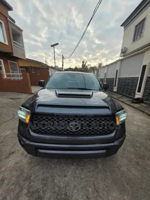 Toyota Tundra 2022 Gray