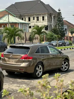 Toyota Venza 2010 Brown