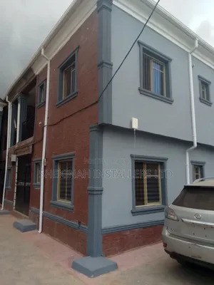2bdrm Block of Flats in Adekola, Ibadan for rent