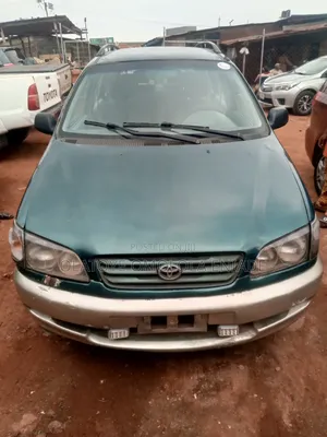 Toyota Picnic 2.0 FWD 2006 Green