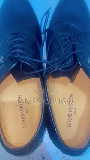 Original LV Shoe Available for Sale On