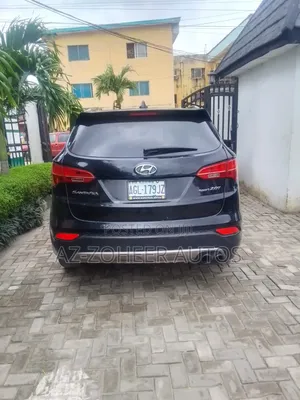 Hyundai Santa Fe 2013 Black