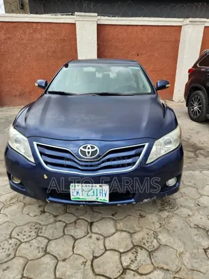 Toyota Camry 2011 Blue