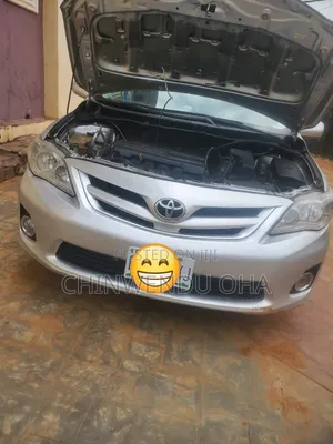 Toyota Corolla 2010 Silver