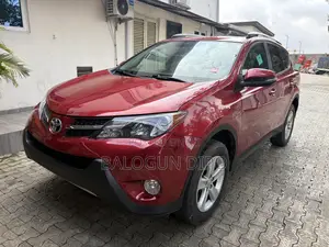 Toyota RAV4 XLE 4dr SUV AWD (2.5L 4cyl 6A) 2014 Burgundy